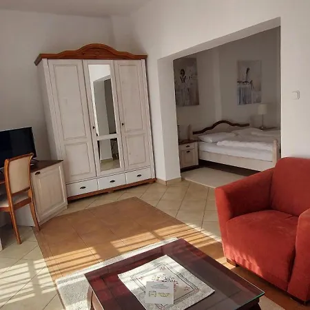 Oereg Malom Hotel Csepreg